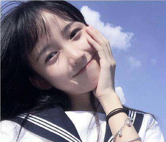 初中生新发型标准,女生含泪剪去长发