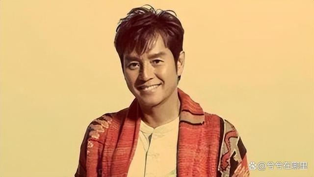 今年已经73岁的谭咏麟,他曾在华语歌坛掀起一阵旋风,成为不可磨灭的