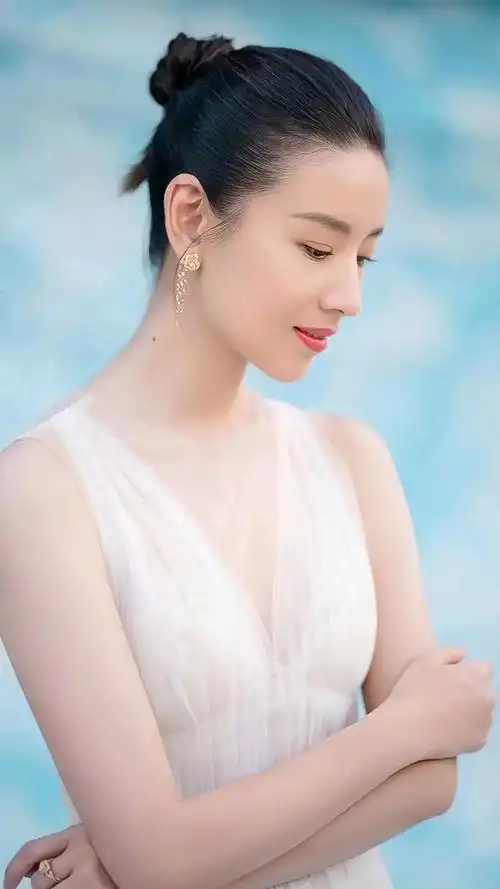 什么样的女人才是既聪明又漂亮的女人?