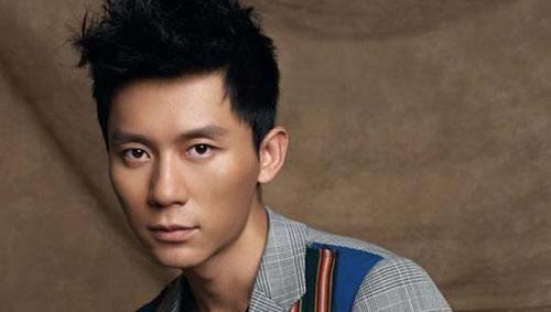 李晨坐轮椅,国外拍综艺受伤,钟汉良郭麒麟贴身照顾照顾_时候_黑色_下