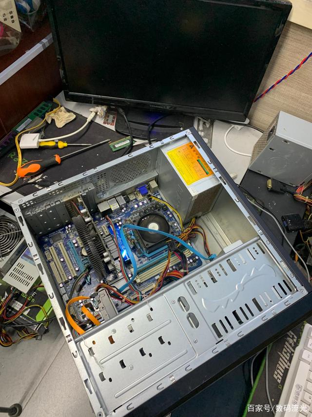 今天真开心!给客户修电脑,电脑没修好,客户竟然免费送给我了!