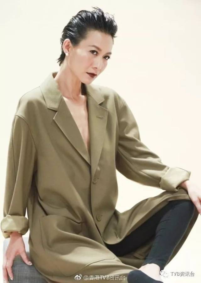 入行30年终圆红馆梦 赵学而搏老命性感