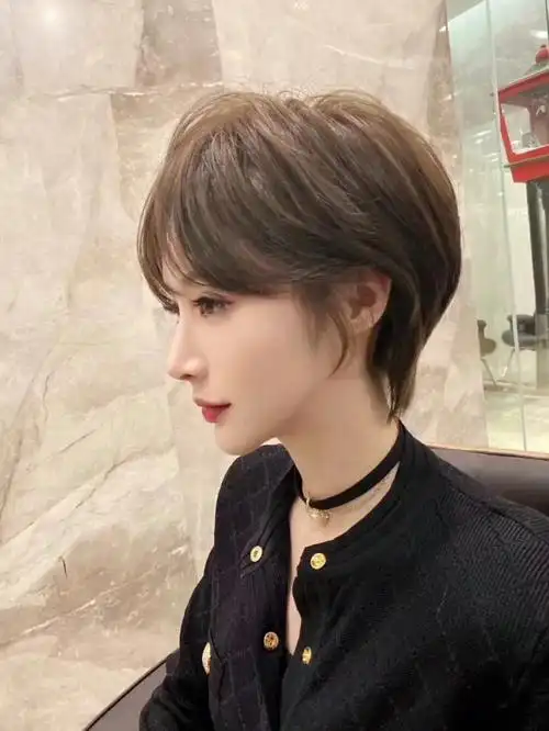 发型  #短发78撇耳超短发,主要适合小圆脸,鹅蛋脸,瓜子脸,长脸的
