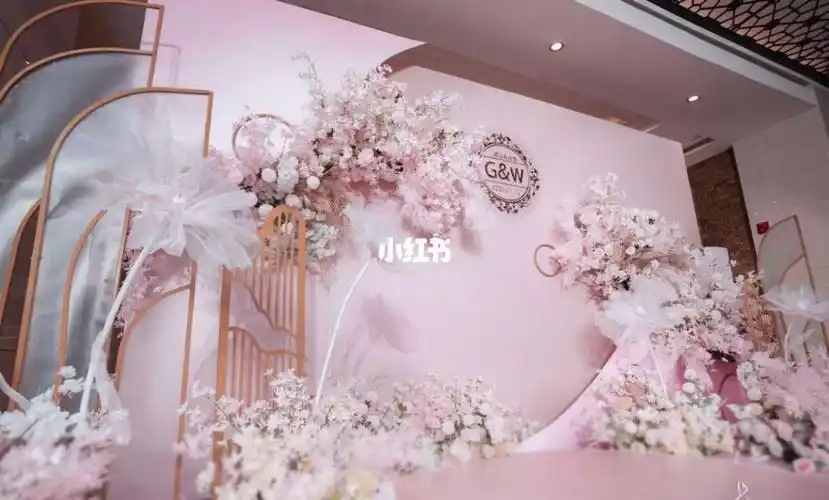 室内婚礼场地布置_婚礼室内布置效果图_室内婚礼如何布置现场