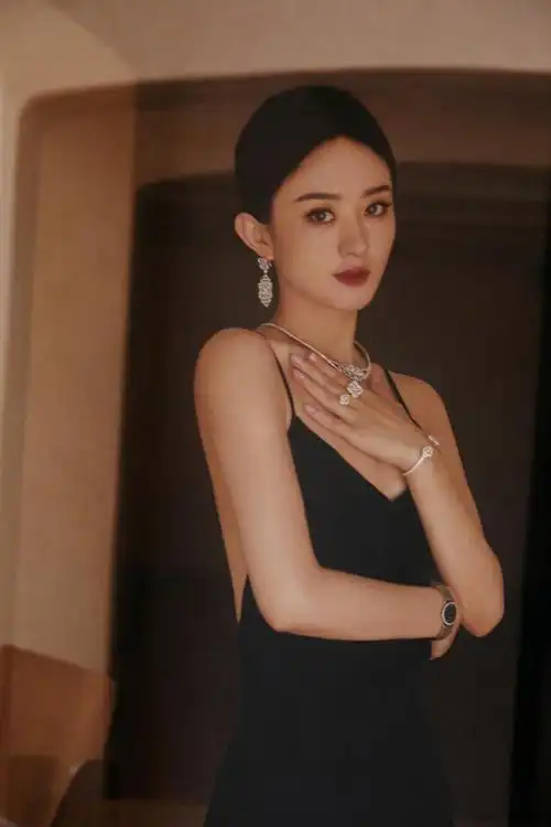 赵丽颖回应三次陪跑白玉兰奖项(第28届白玉兰获奖名单) | 刀哥爱八卦