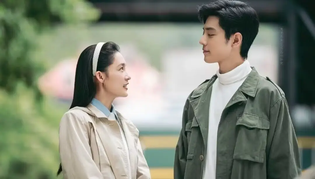 肖战,李沁二搭年代剧,角色人不输春生,晓梅,《马斐》