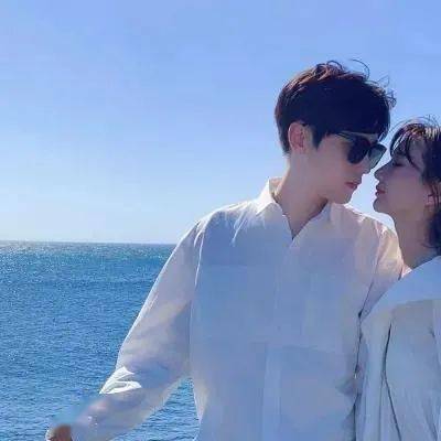 【情侣头像】真人一左一右情侣头像_微信_漂亮_壁纸