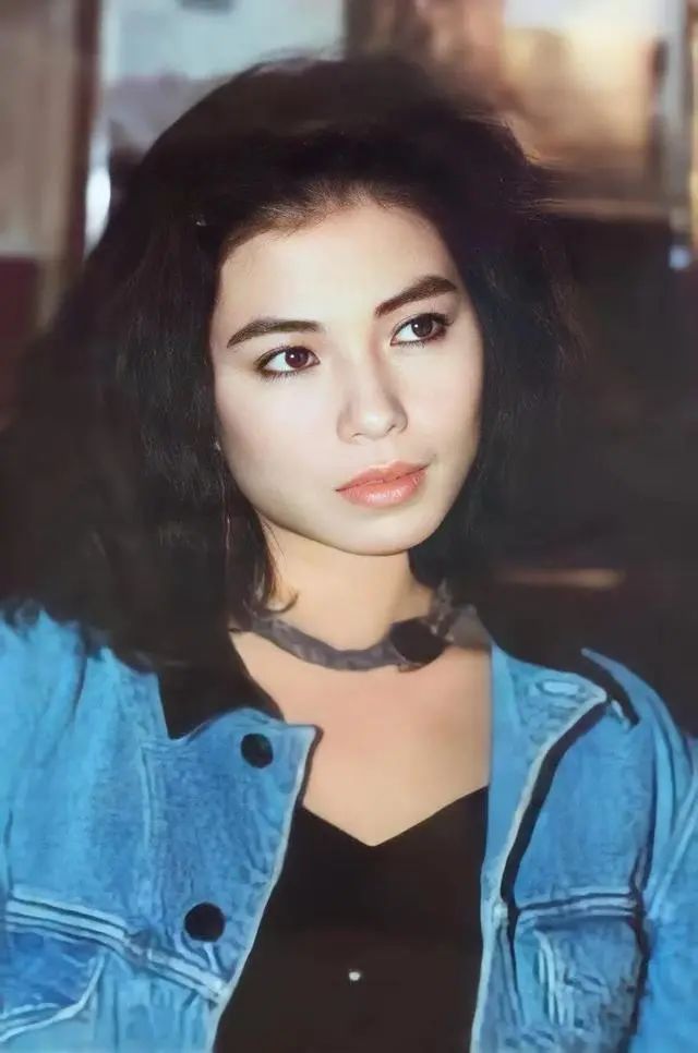 钟楚红:豪门老公英年早逝,膝下无子,独自享受退休生活_香港_比赛_照片