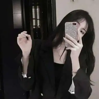 霸气对着镜子拍照女生头像高清对着镜子拍照的酷头像图片