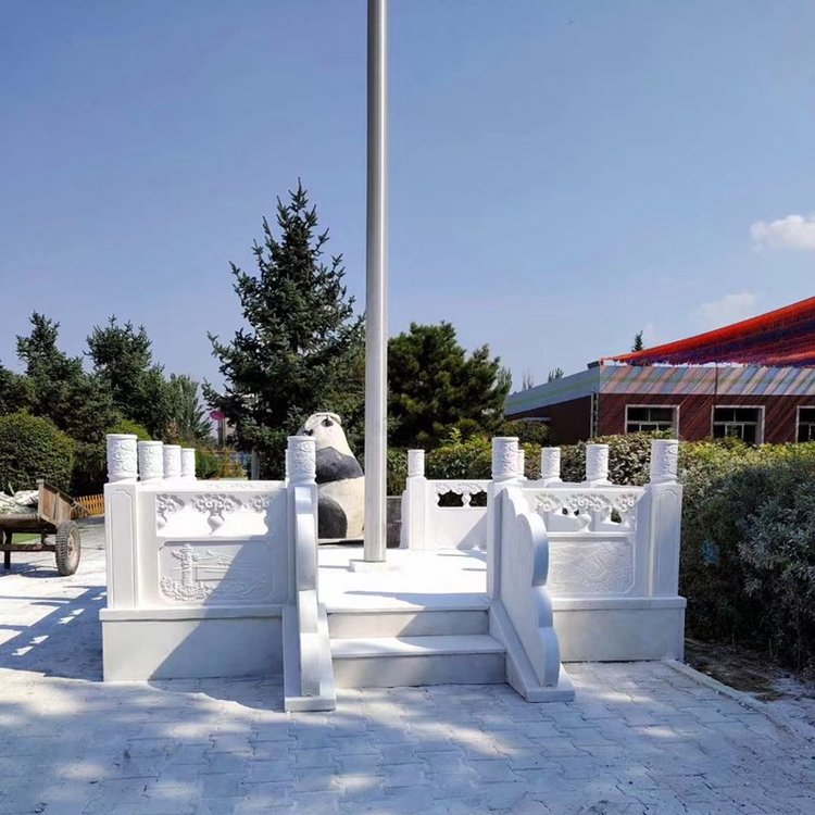 石雕汉白玉旗杆台 大型市政旗台定做 校园景观旗杆座设计