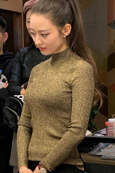 吉娜年轻时照片被翻出,意外撞脸丈夫郎朗,难怪郎朗这么上心!