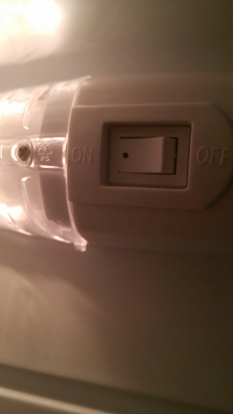 奥马冰箱温度怎么调节,如图所示中的温度补偿开关是处于on还是off状态