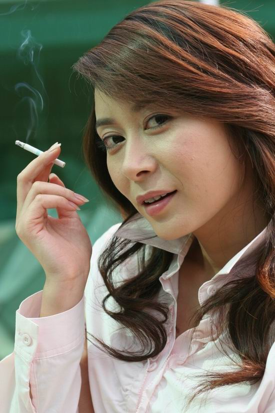 《撕开你的伤口》首亮相 张恒周晓欧联袂(组图)