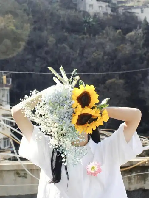 还不知道拿花怎么拍么