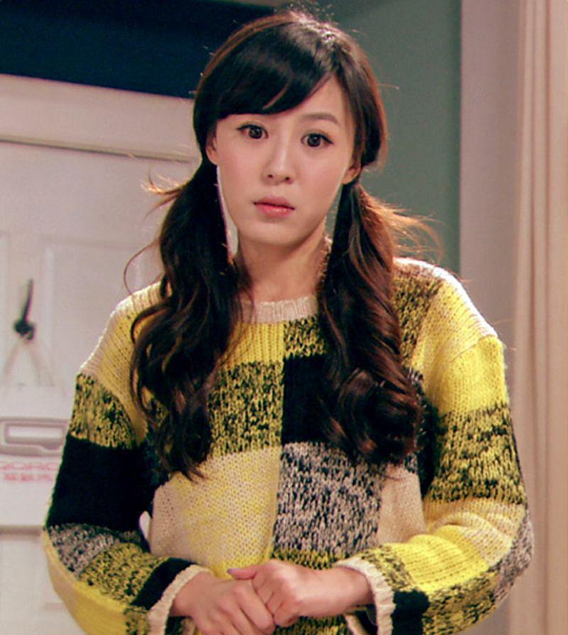 《爱情公寓》六女主近照,她爆自己长得像av女教师