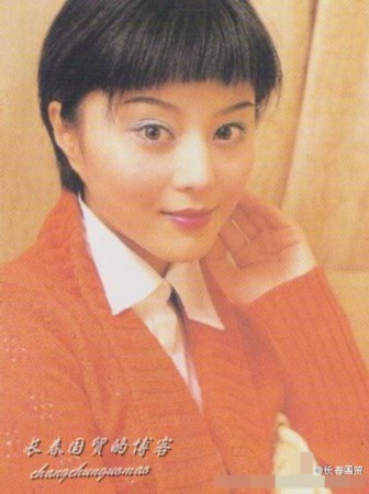 组图:范冰冰青涩旧照曝光 美艳范爷也有稚嫩时