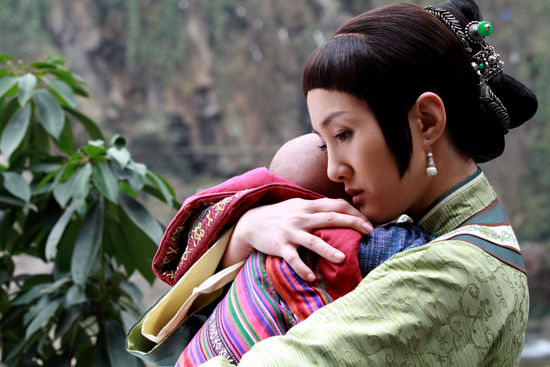 菊花醉将杀青衣珊挑战年龄跨度诠释悲情女