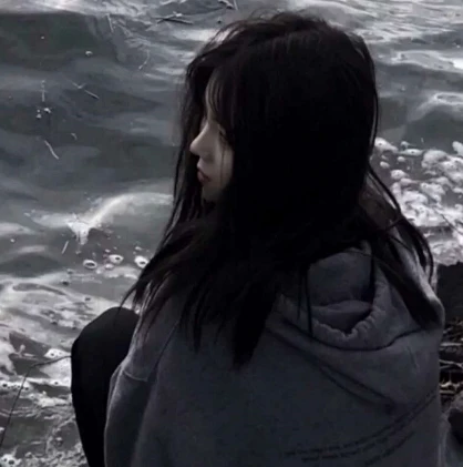 至尊版·原宿风·微丧头像:他不在意你满脸的失望和红了的眼眶