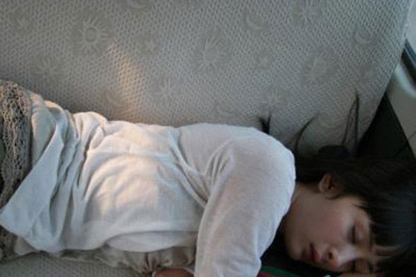 女星睡姿照片曝光刘亦菲萌袁莉性感春哥man