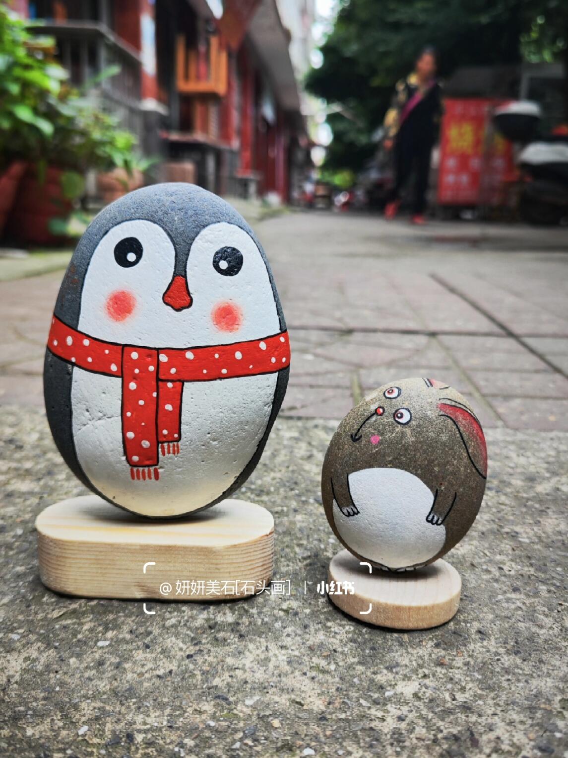 98家人们,我绘制了一款具有鹅卵石天然质感的摆件,大家来瞧瞧会不会