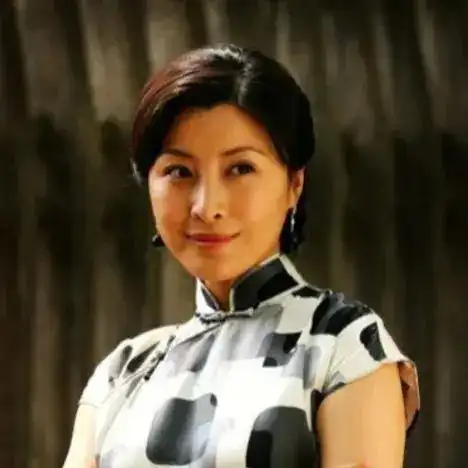 于洋在向王雅捷求婚时表达:"虽然我并不富裕,也没有成为知名的演员,但