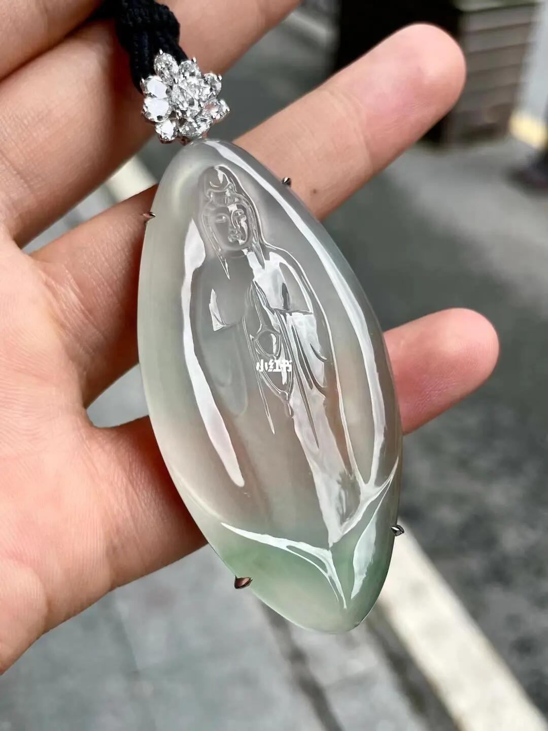 天然翡翠大师作品观音挂件