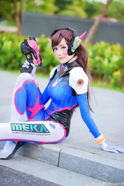 守望先锋dva cos by 炼乳mayoi 最后一幅图为屁股福利哦 .