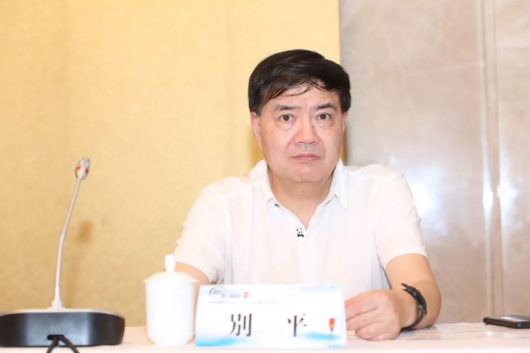 别平教授(陆军军医大学第一附属医院)指出要细化胆道感染的用药指征