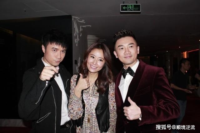 苏有朋林心如的友谊让人羡慕,同框穿"cp色",看着仍似少男少女_色彩