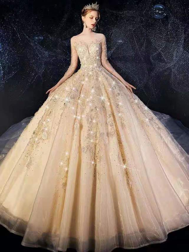 凭第一直觉,选一款最中意的星空婚纱?测你最后会嫁给怎样的男生