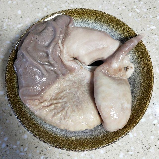 猪肚山药莲子汤,非常营养哦