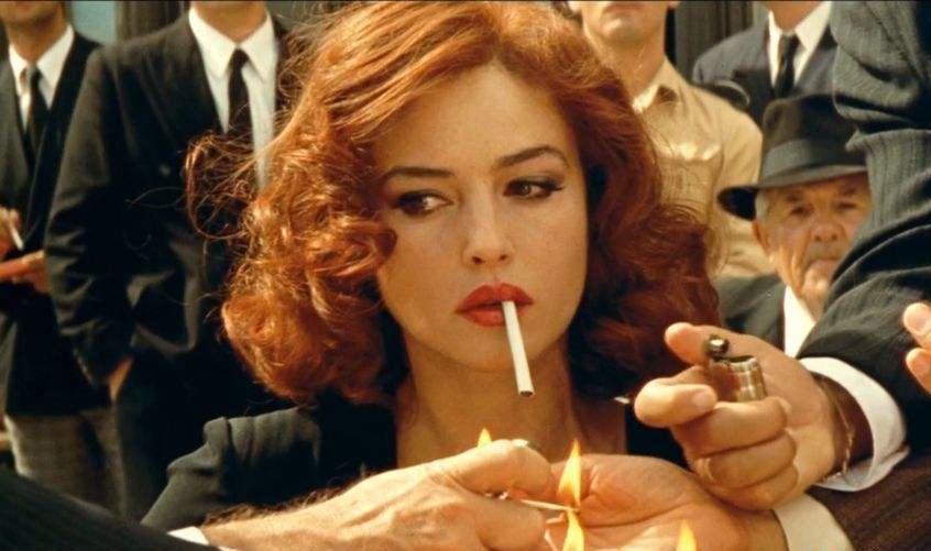 影视剧里女星经典抽烟镜头张曼玉女人味十足祝无双好帅气