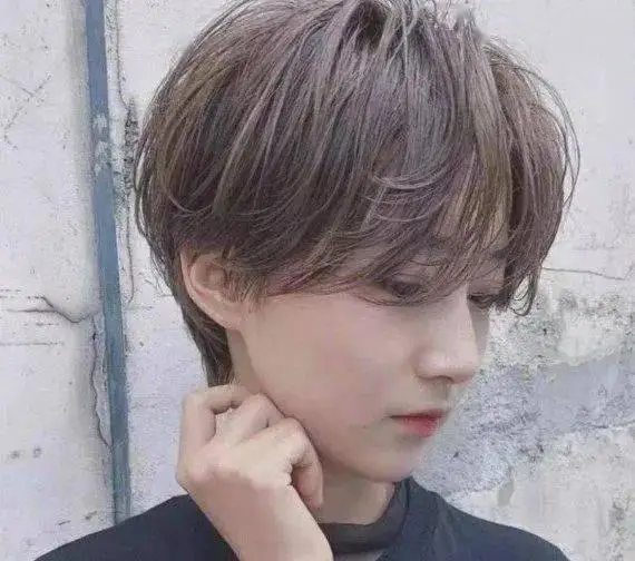 清爽有型的超短发发型推荐时尚干练又显气质