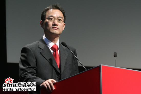 图文:东方卫视招商会--东方卫视总经理徐威