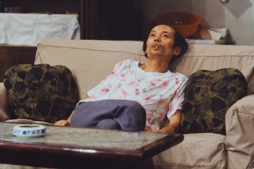 葛优瘫才是看电视的最好姿势tclv8大屏电视的智能功能绝了