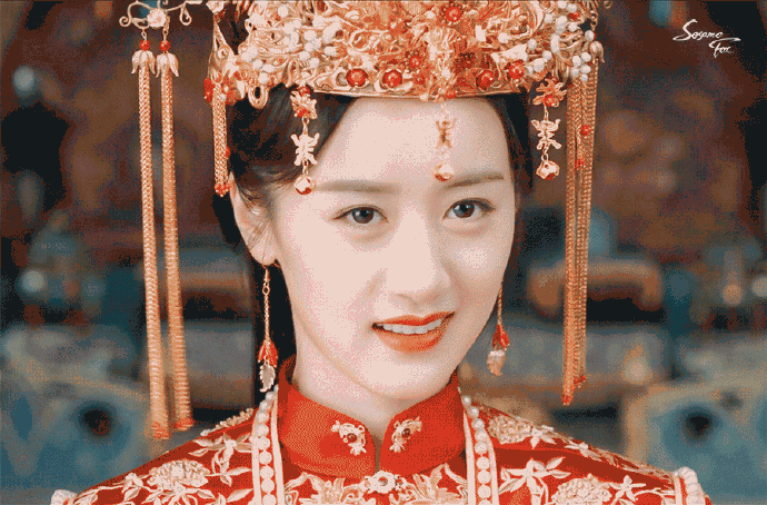 袁冰妍#    古希腊掌管古装嫁衣的神女    @袁冰妍