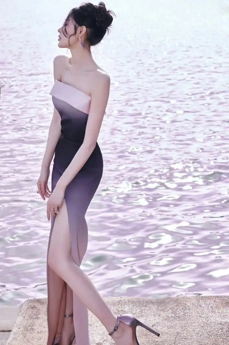 张天爱 #美神降临 #绝美 #侧颜 #这谁顶 - 抖音