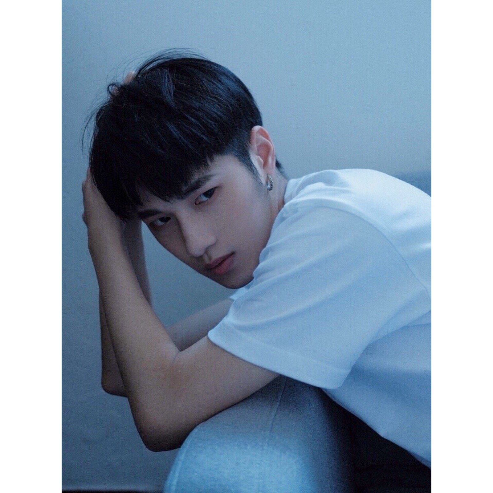 1月3日 17:58   关注  男头白边 白边头像 组图 干净 侧脸 评论 收藏