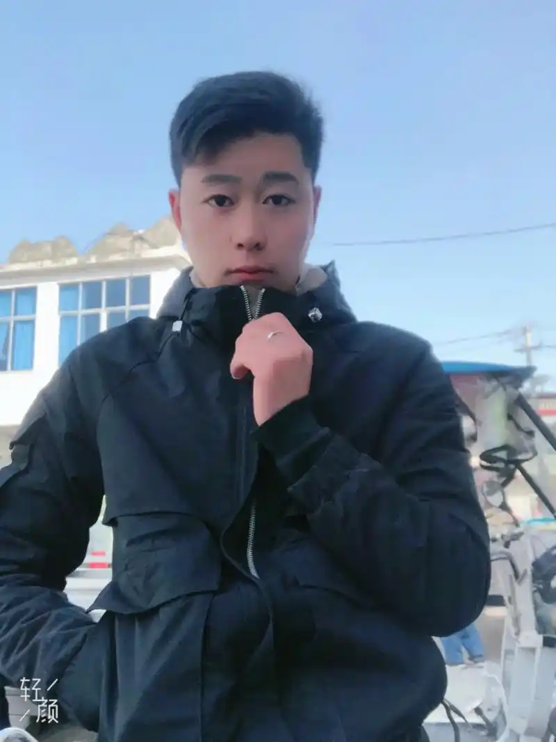 说实话:能让一个男孩子着迷的,从来不是颜值和身材,而是内在的 - 抖音