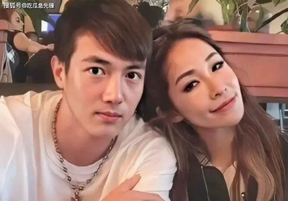 原创萧亚轩遭前任吸血