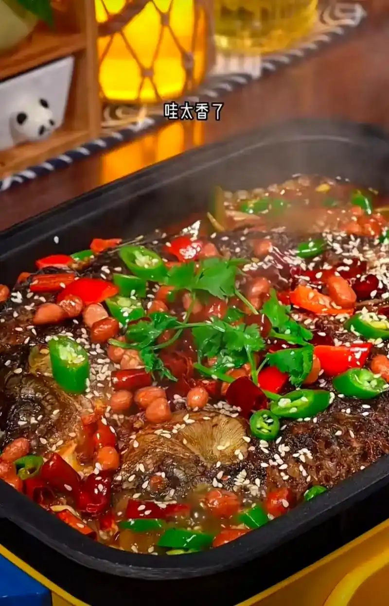 抖音图文来了 不用烤箱,在家也能做出香辣入味的烤鱼,做法还 - 抖音