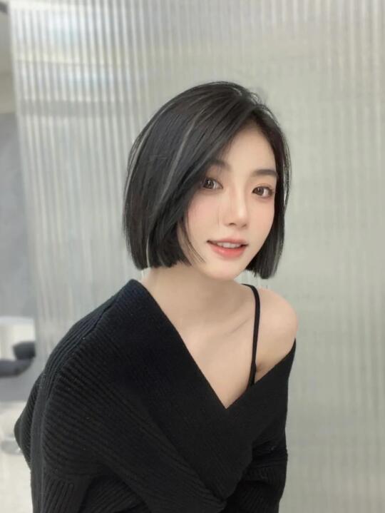 女人35岁头发少梳什么发型好看