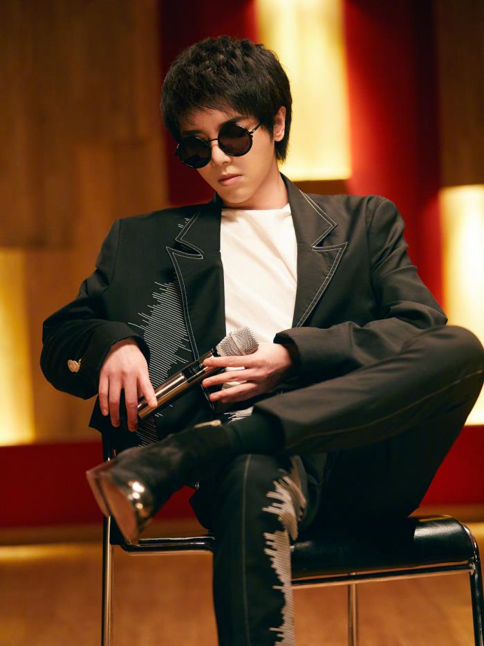 明星王一博华晨宇华晨宇和王一博