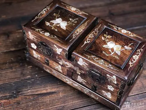 花梨木镶嵌贝壳花鸟双开多宝盒首饰盒