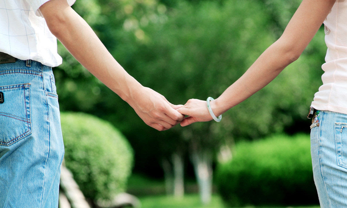 一个女孩儿喜欢你,微信上的表现无非就这些内容