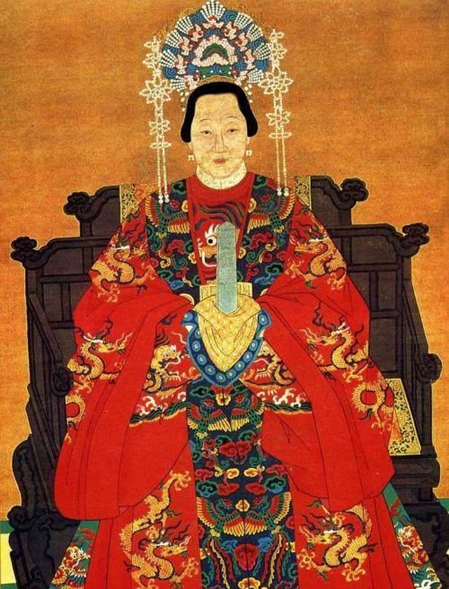 《红楼梦》时代:一,二品官以上,和镇国,辅国公及将军的妻子,都称"夫人