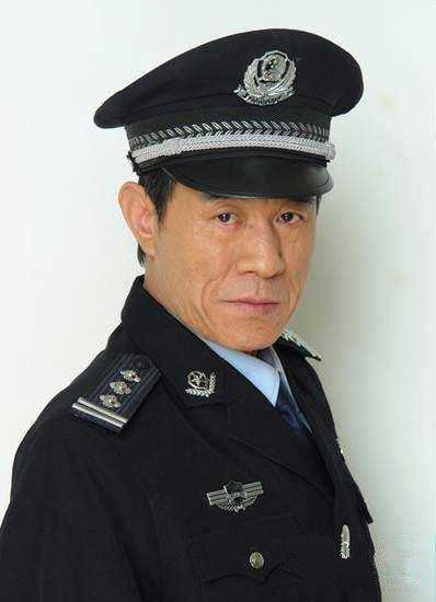 盘点穿过警服的演员网友图4就像所长图5的气势像局长