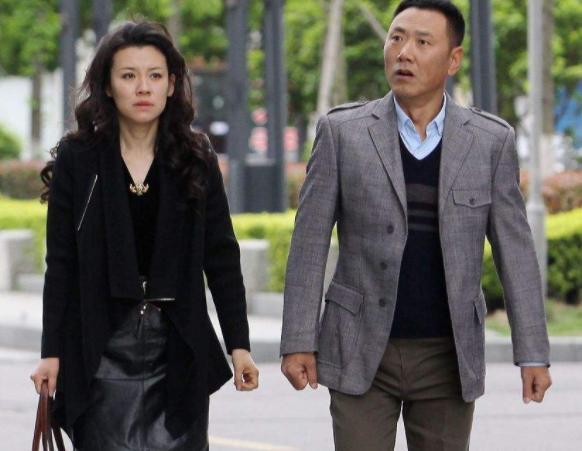 先来看看演员刘琳的资料照片,刘琳现在的老公是谁?