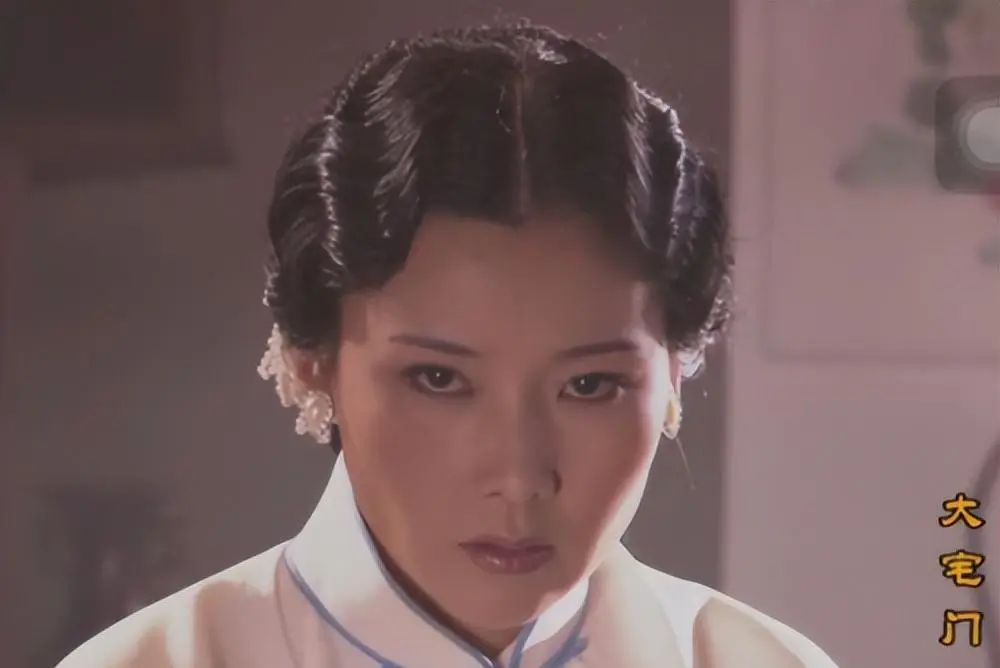 《大宅门》播出21年,7位演员境况相差太大,女2号如今已没有名气