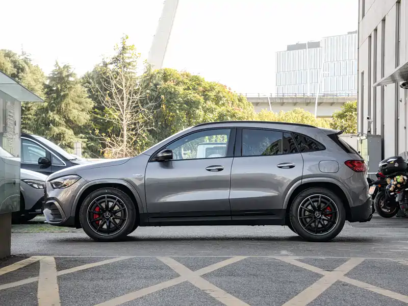 珠海奔驰glaamg火热促销特价3598万数量有限